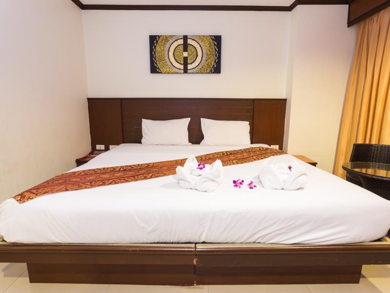 Sharaya Residence Patong ภายนอก รูปภาพ