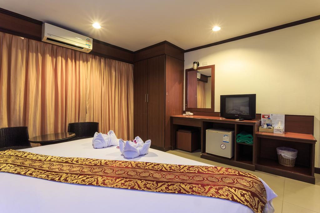 Sharaya Residence Patong ภายนอก รูปภาพ