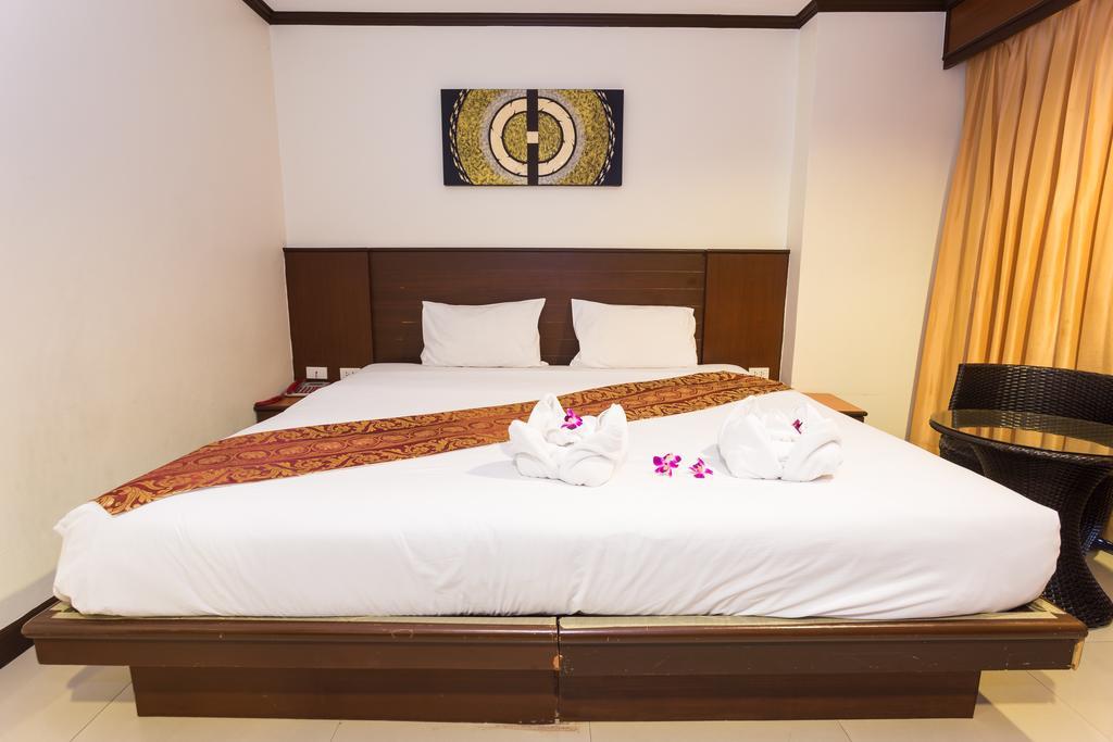 Sharaya Residence Patong ภายนอก รูปภาพ
