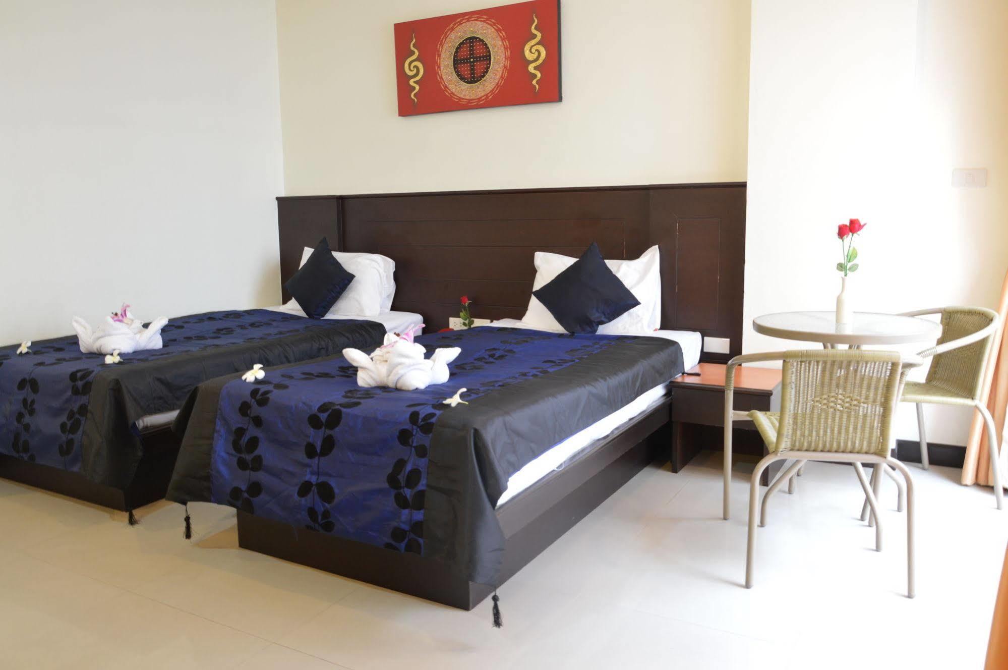 Sharaya Residence Patong ภายนอก รูปภาพ